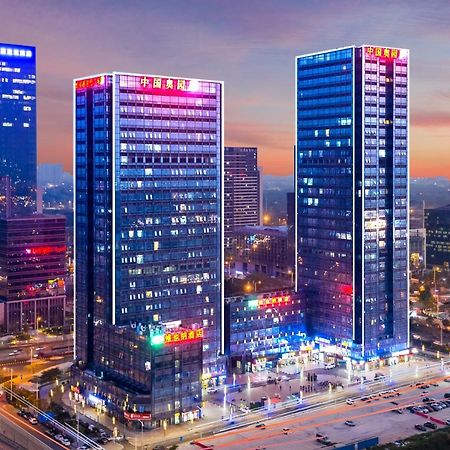 April Fair Duplex Apartment Guangzhou South Railway Station Ao Yuan Yue Shi Dai Branch Eksteriør bilde
