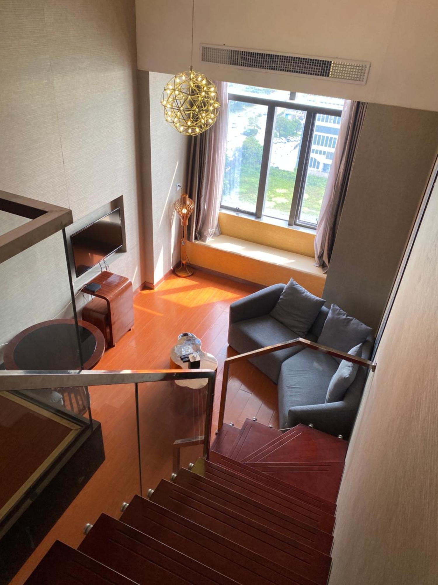 April Fair Duplex Apartment Guangzhou South Railway Station Ao Yuan Yue Shi Dai Branch Eksteriør bilde