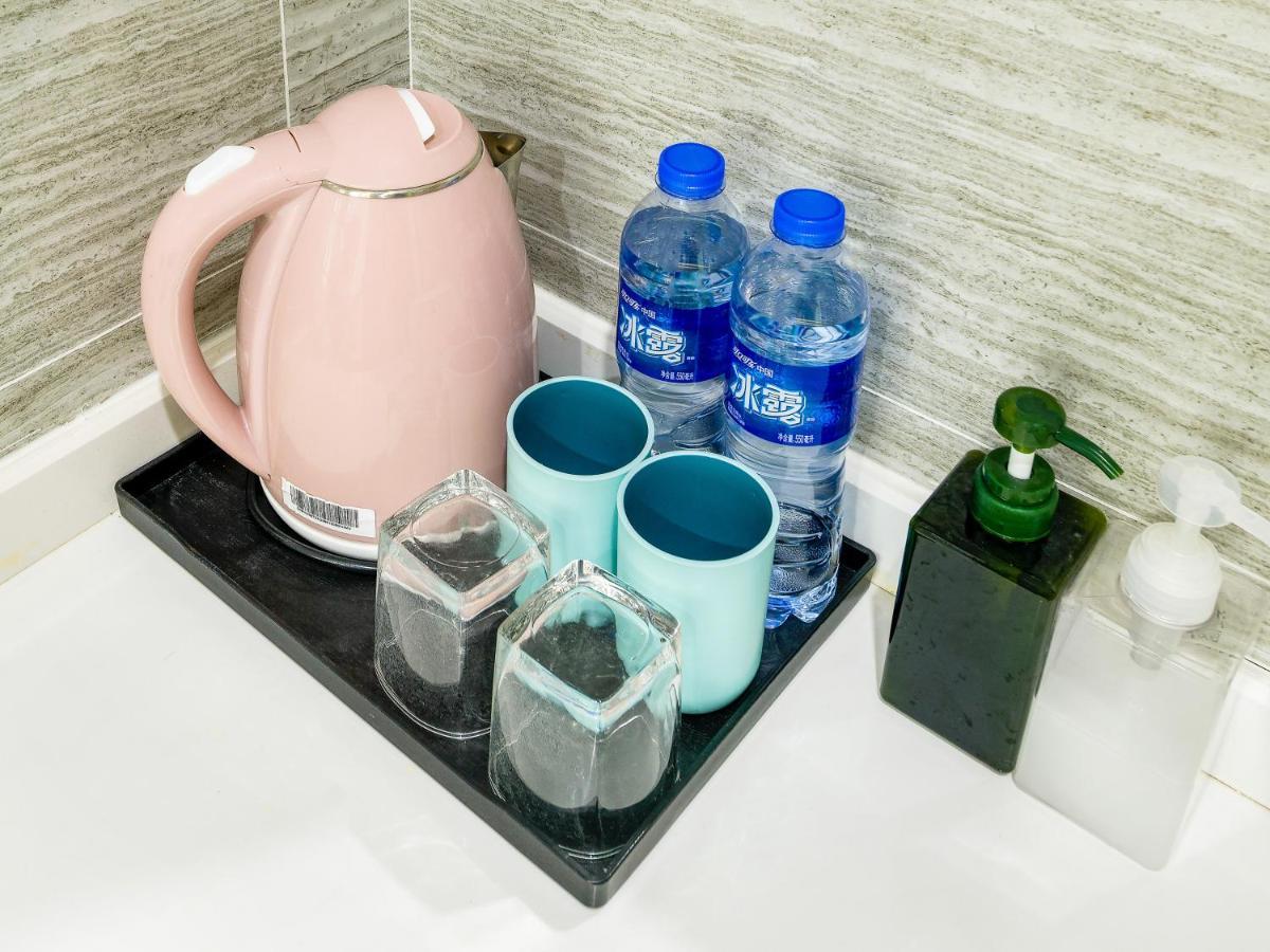 April Fair Duplex Apartment Guangzhou South Railway Station Ao Yuan Yue Shi Dai Branch Eksteriør bilde