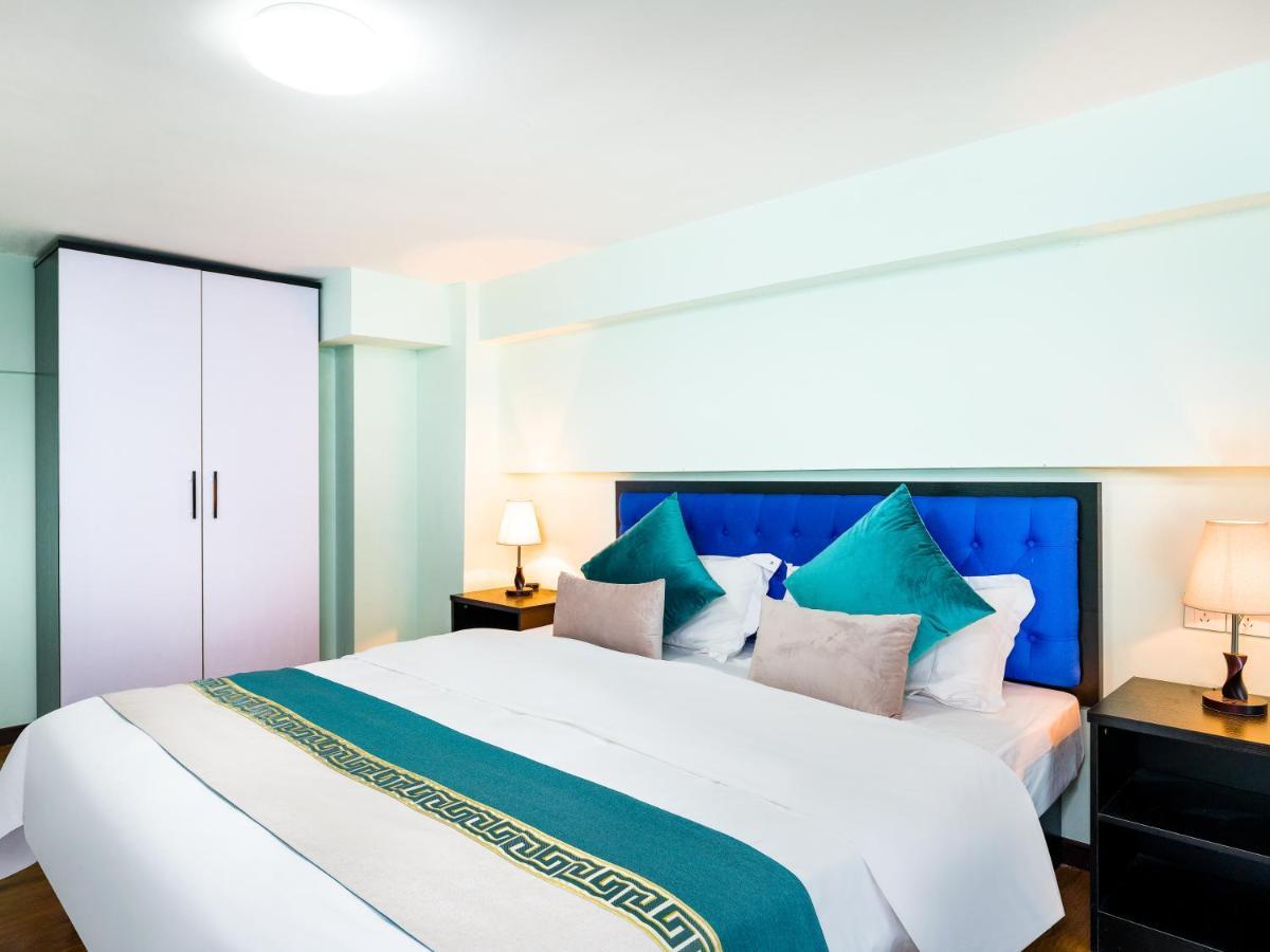 April Fair Duplex Apartment Guangzhou South Railway Station Ao Yuan Yue Shi Dai Branch Eksteriør bilde