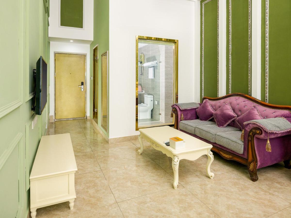 April Fair Duplex Apartment Guangzhou South Railway Station Ao Yuan Yue Shi Dai Branch Eksteriør bilde